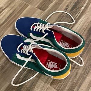 Vans old school yacht club shoes, men’s size 10